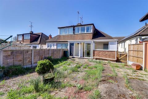 14 Cleveland Drive, Westcliff-on-sea, SS0 0SU
