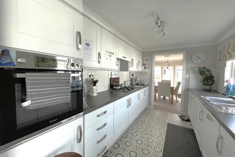 2 bedroom park home for sale, Faringdon Road, Lechlade, GL7