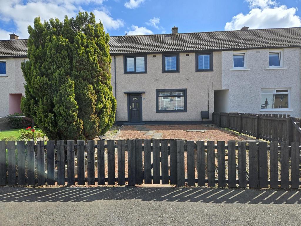 31 Wallamhill Road, Locharbriggs, Dumfries, DG1 1 U