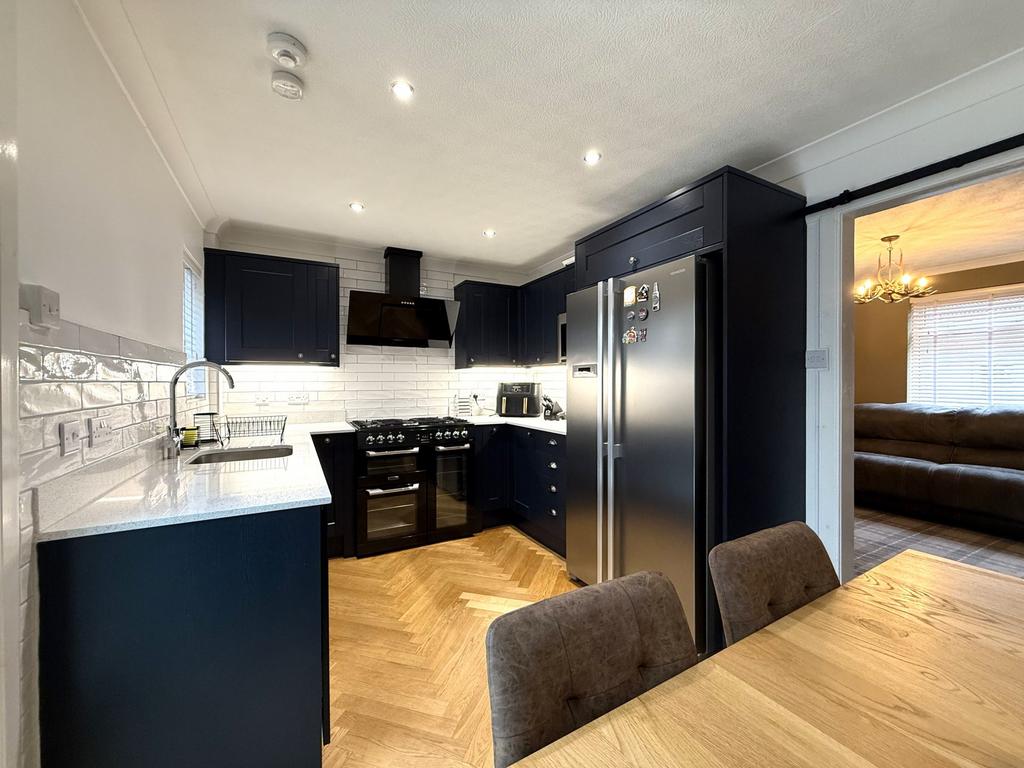 31 Wallamhill Road, Locharbriggs, Dumfries, DG1 1 U