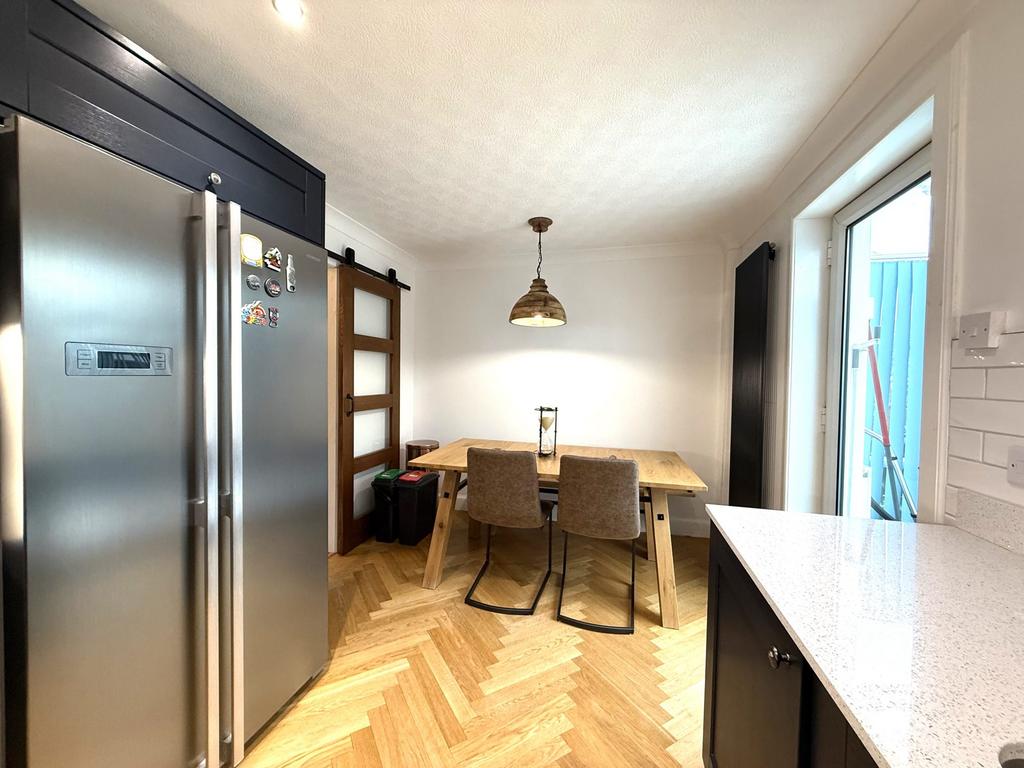 31 Wallamhill Road, Locharbriggs, Dumfries, DG1 1 U