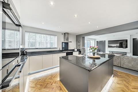 221 Bakers Ground, Stoke Gifford, Bristol, BS34 8GE