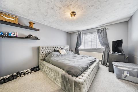 221 Bakers Ground, Stoke Gifford, Bristol, BS34 8GE
