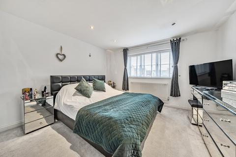 221 Bakers Ground, Stoke Gifford, Bristol, BS34 8GE