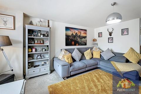 3 bedroom end of terrace house for sale, Langford Drive, Southport PR8
