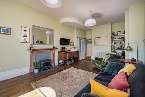 5 bedroom semi-detached house for sale, BINSTEAD