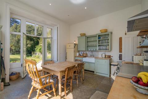 5 bedroom semi-detached house for sale, BINSTEAD