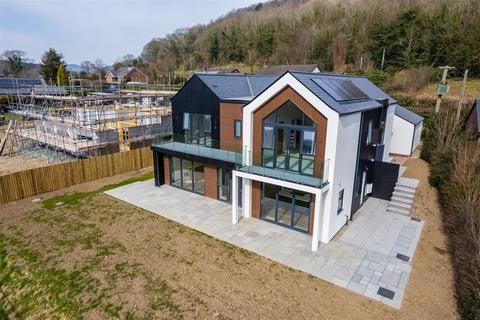 5 bedroom detached house for sale, Kilnside, Porth-Y-Waen, Oswestry