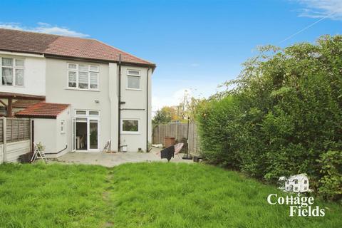 3 bedroom semi-detached house to rent, Kings Road, London, E4