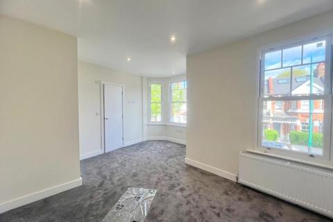 House share to rent, Valetta Road, Acton