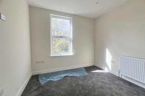 House share to rent, Valetta Road, Acton