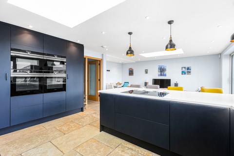 5 bedroom detached house for sale, Read Place, Ambrosden OX25