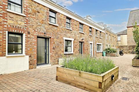 1 bedroom apartment for sale, 29 Highfield Country, Trinity