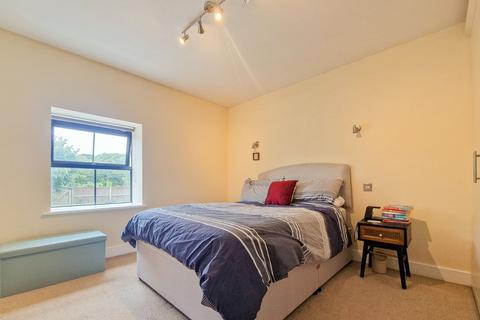 1 bedroom apartment for sale, 29 Highfield Country, Trinity