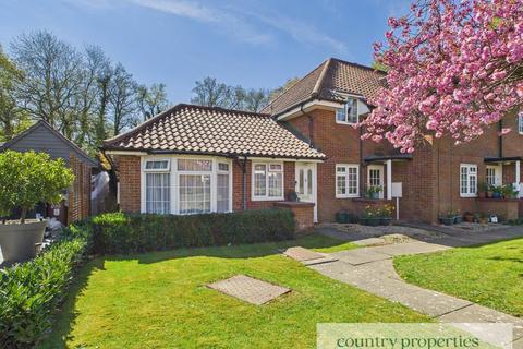 2 bedroom bungalow for sale, Walden Road, WELWYN GARDEN CITY, AL8