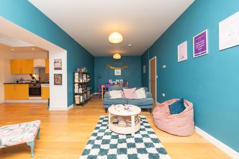 2 bedroom flat for sale, Bristol BS3