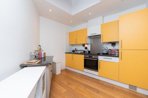 2 bedroom flat for sale, Bristol BS3