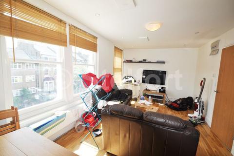 3 bedroom flat to rent, Freegrove Road, London, N7