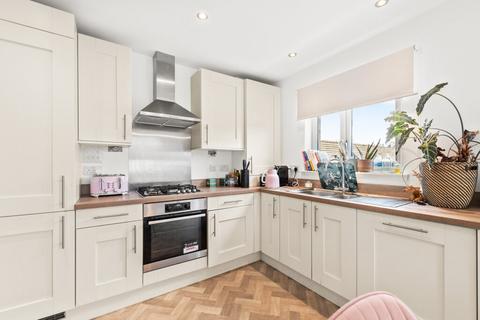 11 Buchany Burn Road, Auchterarder, PH3 1GZ