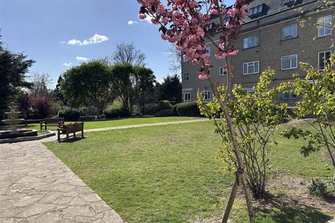 2 bedroom flat for sale, Orchard Court, Stonegrove Road, Edgware