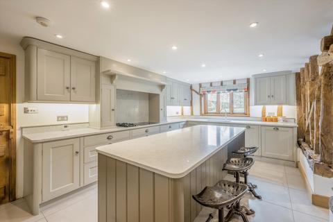 6 bedroom barn conversion for sale, Grovehurst Lane, Horsmonden, Tonbridge, Kent, TN12