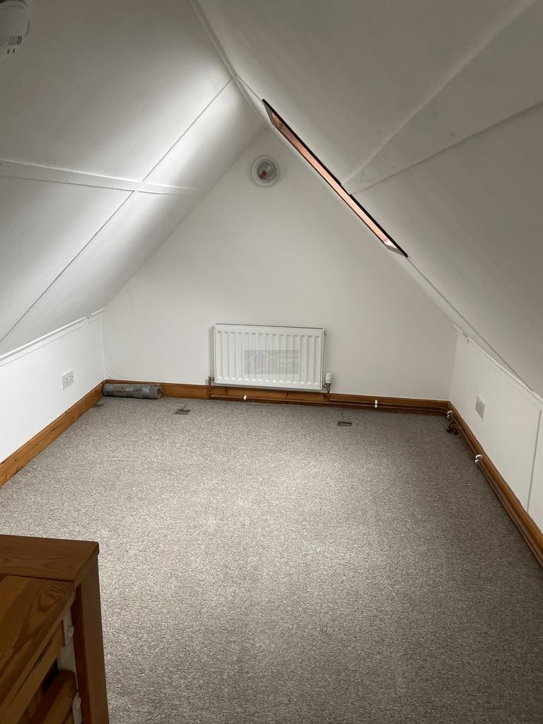 Bedroom a.JPG