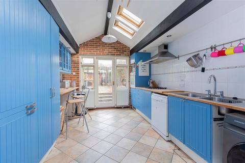 undefined, Northfield End, Henley-On-Thames RG9