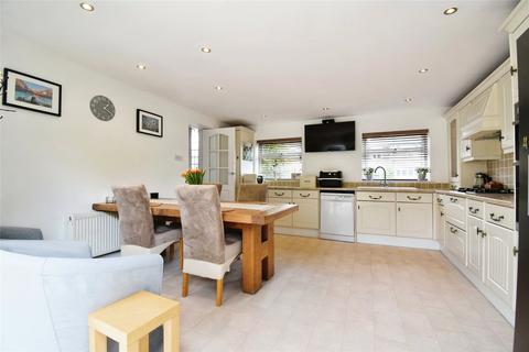 16 Ashburnham Crescent, Leighton Buzzard, LU7 2PB
