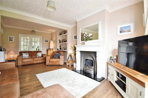 16 Ashburnham Crescent, Leighton Buzzard, LU7 2PB