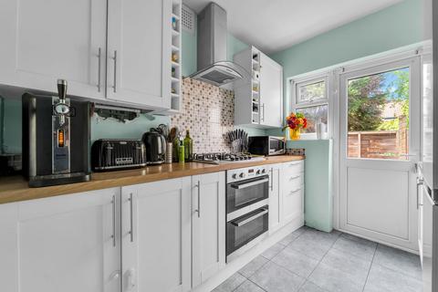 443 Chertsey Road, Twickenham, TW2 6LS