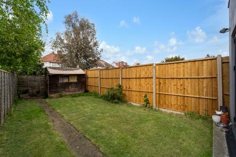443 Chertsey Road, Twickenham, TW2 6LS