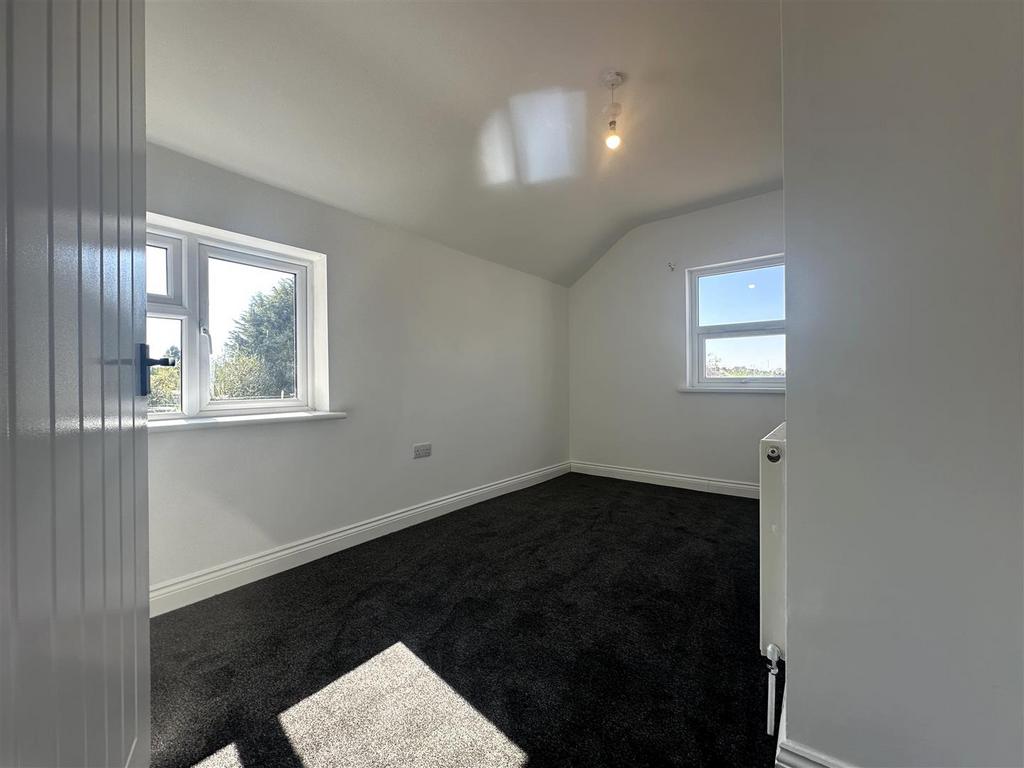 Bedroom 3 I.jpg