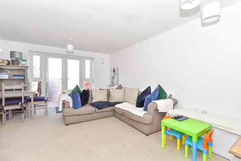 2 bedroom end of terrace house for sale, Wood Hill Way, Bognor Regis PO22