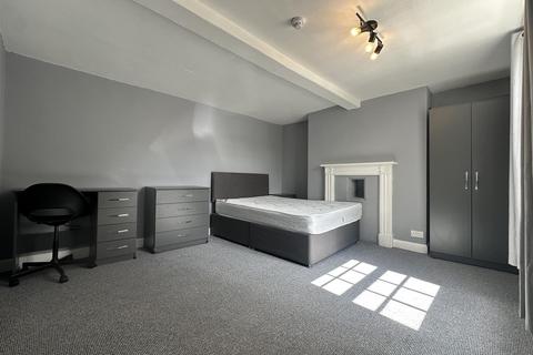 1 bedroom in a house share to rent, London Road, Gloucester GL1