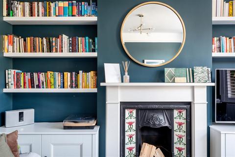 102 Chart Lane, Reigate, RH2 7EB