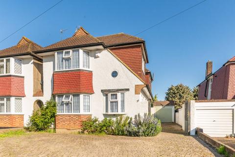 22 Fir Grove, New Malden, KT3 6RH