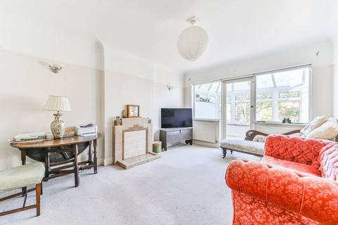 22 Fir Grove, New Malden, KT3 6RH