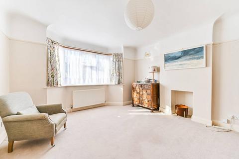 22 Fir Grove, New Malden, KT3 6RH