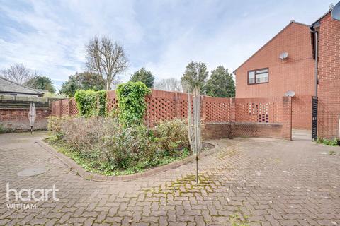 Flat 5, Bridge Court Bridge Street, Witham, CM8 1XS