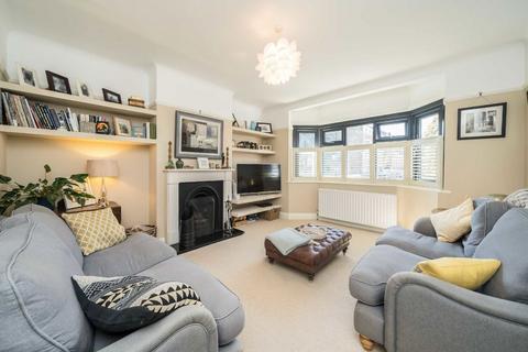 71 Thornton Road, London, SW12 0LA
