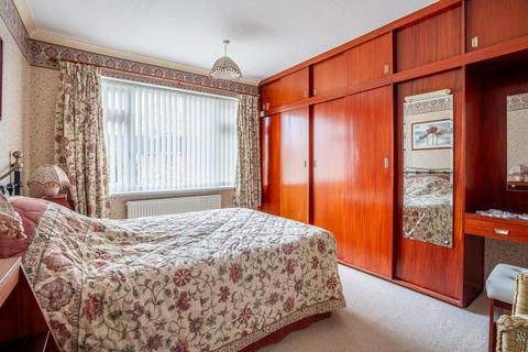 undefined, Lynden Way, York