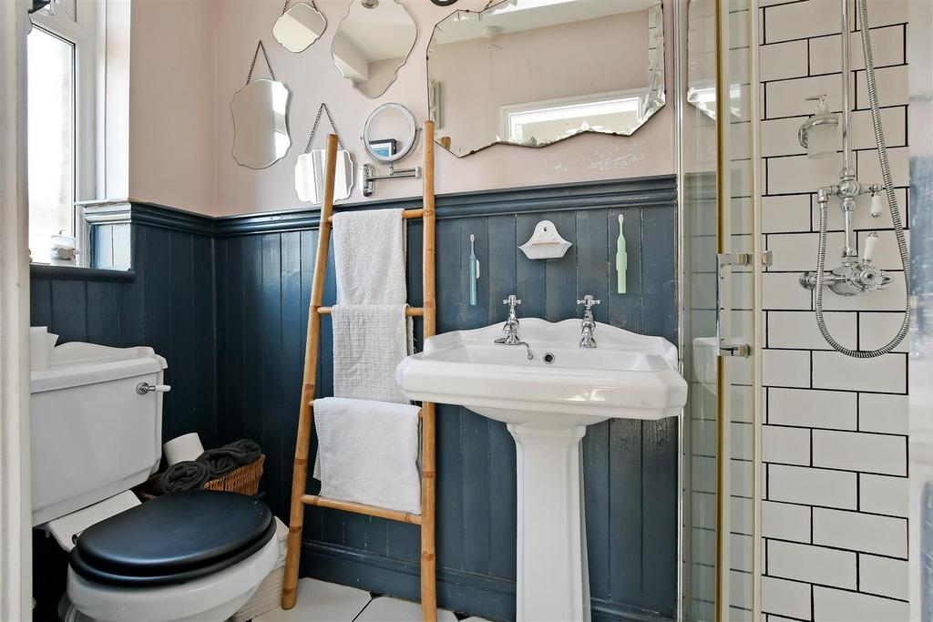 Ensuite