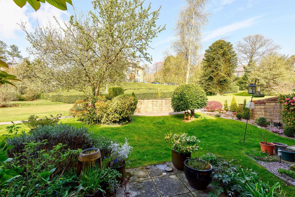 5 Kersal Lawns(Exterior)-8.jpg