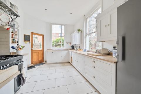 3 Villa Road, Nottingham, NG3 4GG