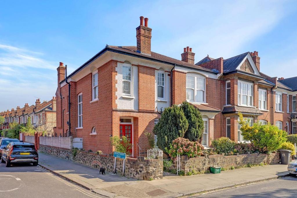 15-6f9f JHProp World - 25 Earlsthorpe Road - 43-medi