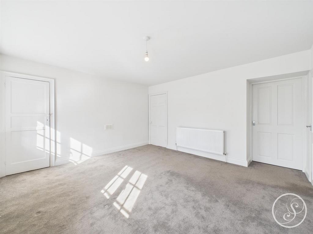 Bedroom 84 .jpg