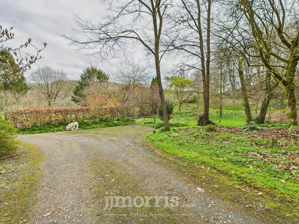 CAM05297 G0-PR0007-STILL017.jpg