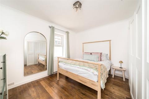 1 bedroom apartment for sale, London SW12