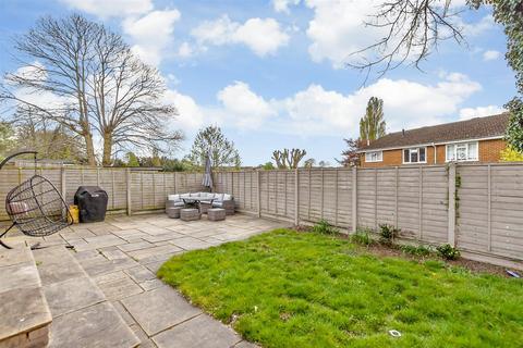 19 Cedar Close, Ditton, Aylesford, ME20 6EN