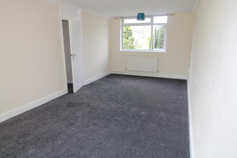2 bedroom flat to rent, Eagle Way, Great Warley CM13